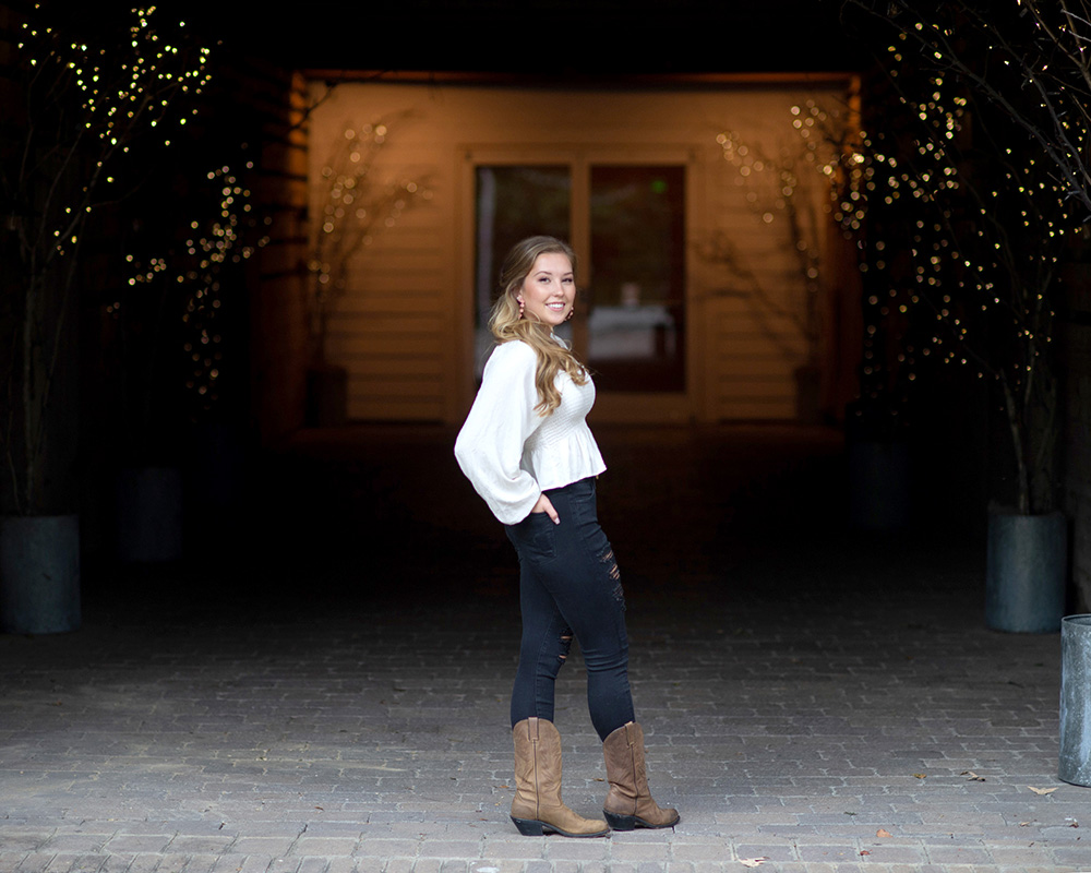 Cari Long Photography specializes in Senior Portraits in the Raleigh , Cary , durham area of North Carolina